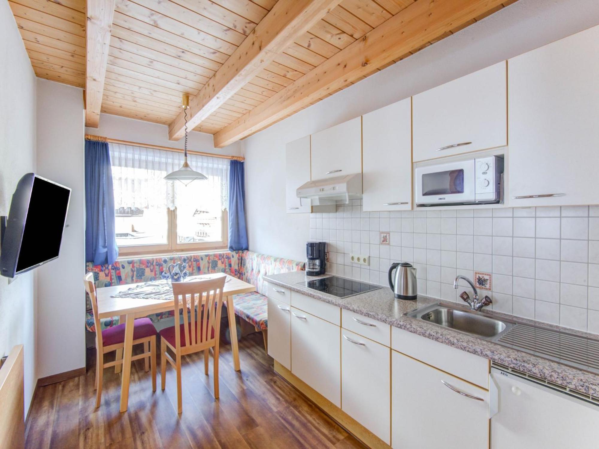 Comfortable Apartment In L Ngenfeld With Ski Storage Langenfeld Exterior photo